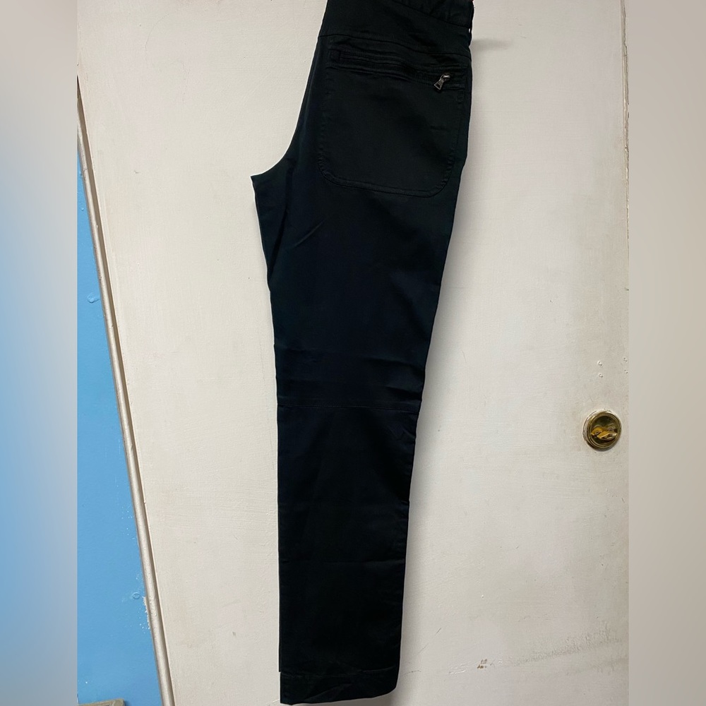 Prada - Picture 11 of 15